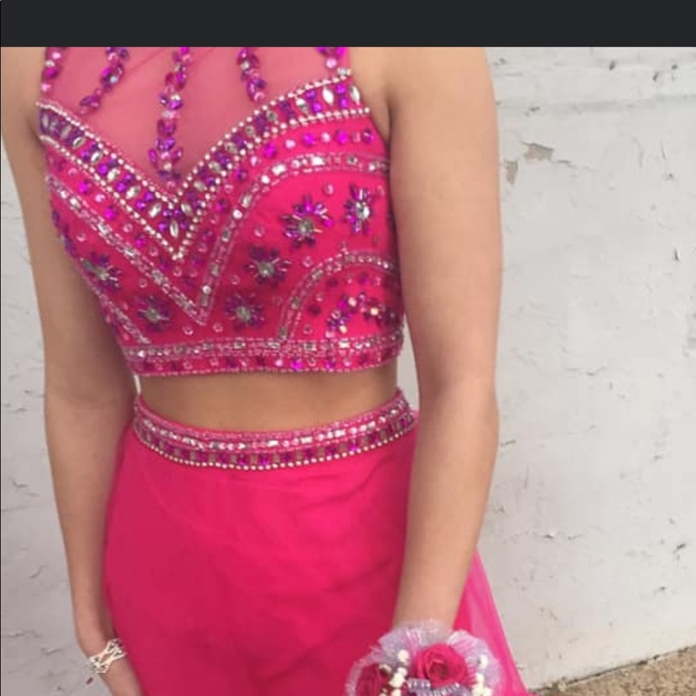 Prom Dress - Picture 2 of 3